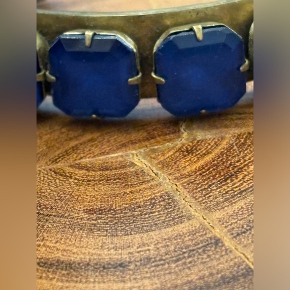 ❤️LOREN HOPE ELECTRIC BLUE CUFF❤️ - Picture 5 of 9